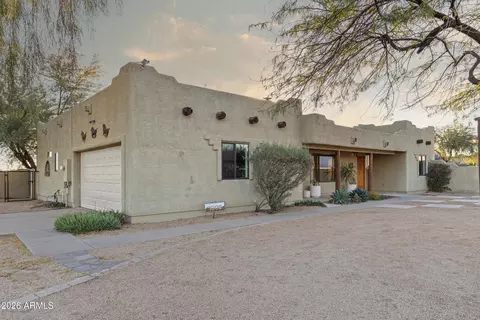 1009 E Carlise Rd, Phoenix, AZ 85086