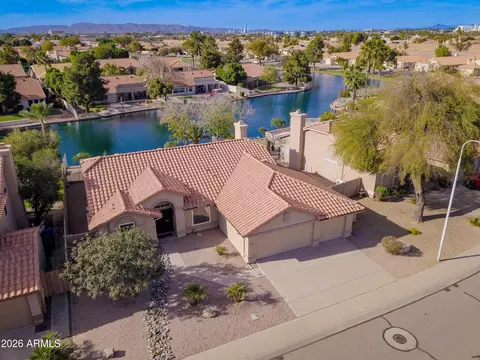 1613 W Gunstock Loop, Chandler, AZ 85286