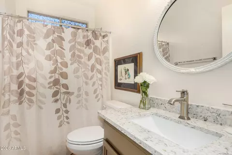 Bath - 4677 E Mia Ln, Gilbert, AZ 85298 photo 3 of 3