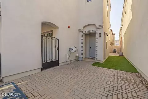 Exterior - 267 E Aster Dr, Chandler, AZ 85286 photo 3 of 6