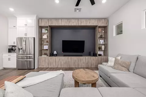 Living - 267 E Aster Dr, Chandler, AZ 85286 photo 1 of 1