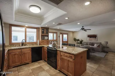 Kitchen - 201 E Citation Ln, Tempe, AZ 85284 photo 1 of 3