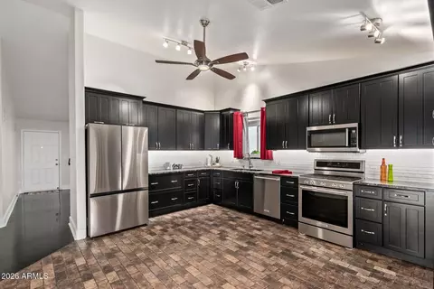 Kitchen - 6335 E Brown Rd #1109, Mesa, AZ 85205 photo 2 of 2