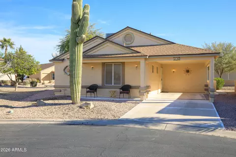 6541 S Cypress Point Dr, Chandler, AZ 85249