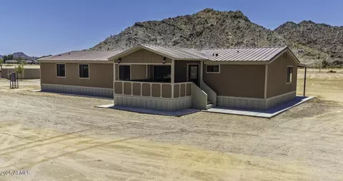 13050 N Breeze Way, Maricopa, AZ 85139