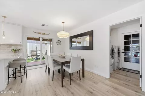 Dining - 2647 E Cholla St, Phoenix, AZ 85028 photo 2 of 2