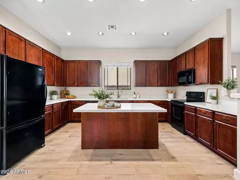 Kitchen - 6202 E Mckellips Rd #83, Mesa, AZ 85215 photo 3 of 3