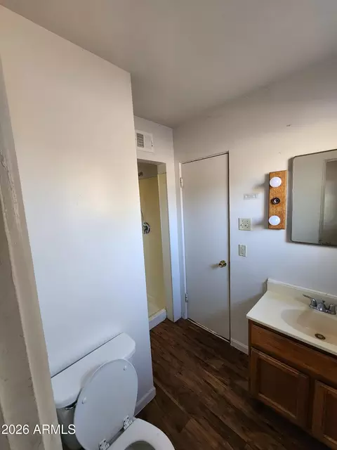 Bath - 2134 W Avalon Dr, Phoenix, AZ 85015 photo 2 of 2