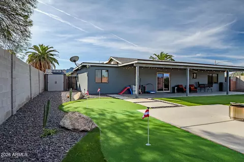 Exterior - 3340 E North Ln, Phoenix, AZ 85028 photo 5 of 8