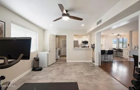 Entry Way - 3340 E North Ln, Phoenix, AZ 85028 photo 1 of 2