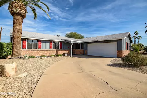 Exterior - 3340 E North Ln, Phoenix, AZ 85028 photo 8 of 8