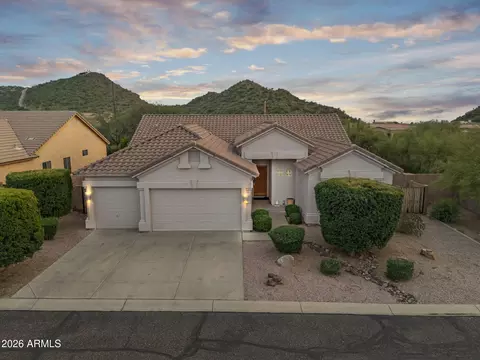 9513 E Knoll Cir, Mesa, AZ 85207