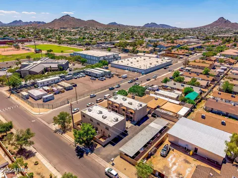 3044-48 E Beck Ln, Phoenix, AZ 85032