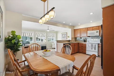 Dining - 4939 E Lake Point Ct, Phoenix, AZ 85044 photo 1 of 2