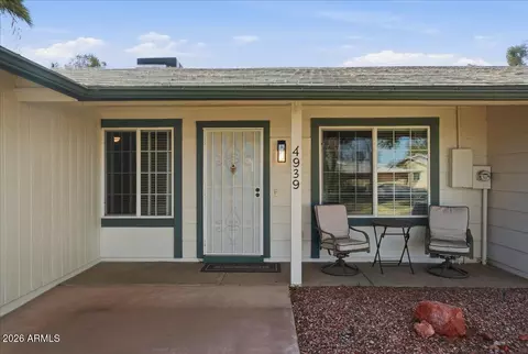 Exterior - 4939 E Lake Point Ct, Phoenix, AZ 85044 photo 4 of 8