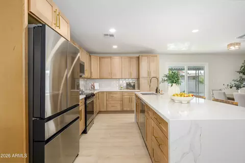 Kitchen - 1655 E La Jolla Dr, Tempe, AZ 85282 photo 3 of 3