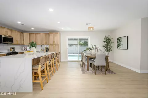 Dining - 1655 E La Jolla Dr, Tempe, AZ 85282 photo 1 of 2
