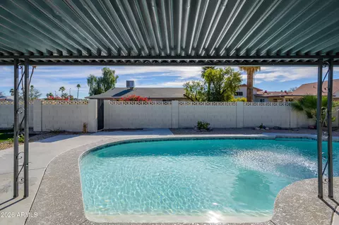 Exterior - 1655 E La Jolla Dr, Tempe, AZ 85282 photo 3 of 7