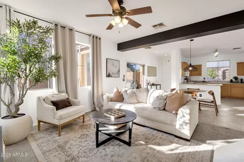 6337 S Blake St, Gilbert, AZ 85298