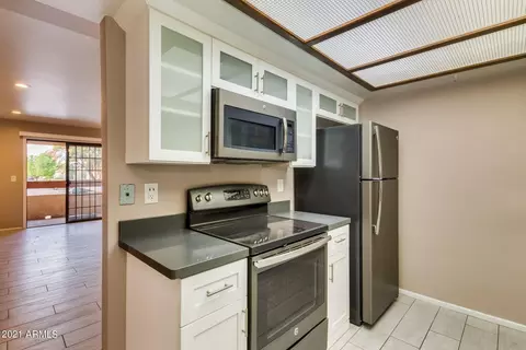 3131 W Cochise Dr #250, Phoenix, AZ 85051
