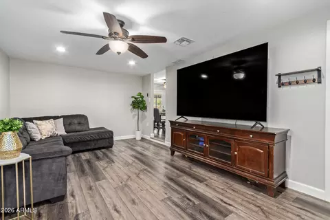Living - 950 N 97th St, Mesa, AZ 85207 photo 1 of 1