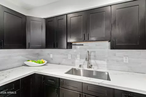 Kitchen - 950 N 97th St, Mesa, AZ 85207 photo 4 of 4