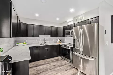 Kitchen - 950 N 97th St, Mesa, AZ 85207 photo 2 of 4