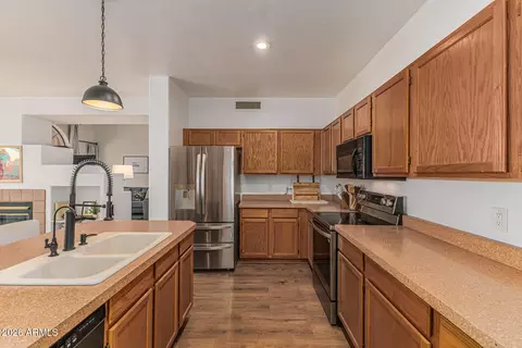 Kitchen - 5836 E Jensen St, Mesa, AZ 85205 photo 3 of 4