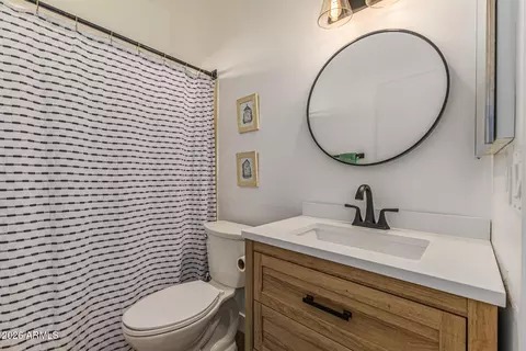 Bath - 5836 E Jensen St, Mesa, AZ 85205 photo 2 of 3
