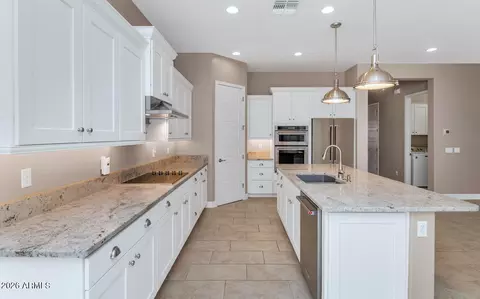 Kitchen - 6919 E Russell St, Mesa, AZ 85207 photo 2 of 2