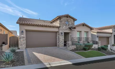 Exterior - 6919 E Russell St, Mesa, AZ 85207 photo 2 of 6