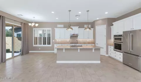 Entry Way - 6919 E Russell St, Mesa, AZ 85207 photo 1 of 2