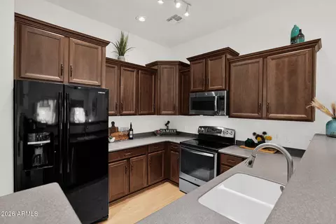 2402 E 5th St #1646, Tempe, AZ 85281