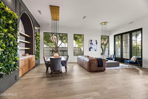 Living - 4901 E Lafayette Blvd, Phoenix, AZ 85018 photo 4 of 6