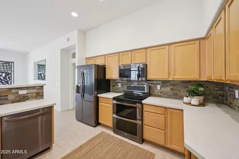 Kitchen - 2223 E Branham Ln, Phoenix, AZ 85042 photo 3 of 3