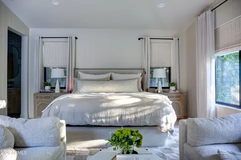Bedroom - 1915 E Rose Ln, Phoenix, AZ 85016 photo 1 of 6