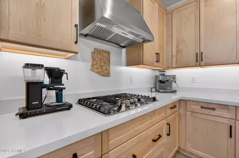 Kitchen - 9511 E Saturn Ave, Mesa, AZ 85212 photo 5 of 6