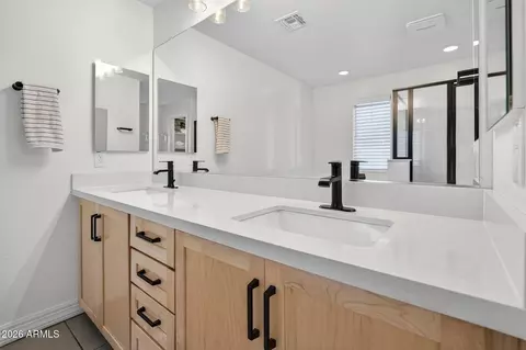 Bath - 9511 E Saturn Ave, Mesa, AZ 85212 photo 1 of 5