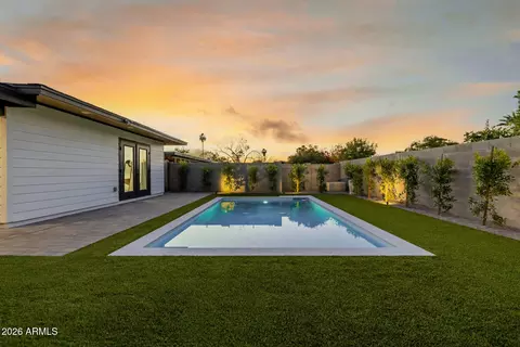 Exterior - 260 E Bruce Ave, Gilbert, AZ 85234 photo 8 of 15