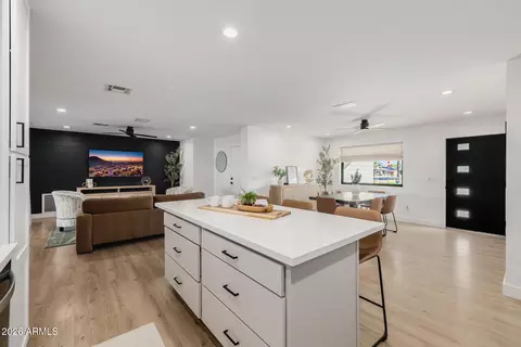 Entry Way - 260 E Bruce Ave, Gilbert, AZ 85234 photo 1 of 1