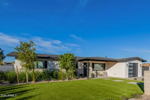 Exterior - 260 E Bruce Ave, Gilbert, AZ 85234 photo 5 of 15