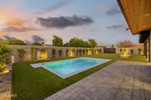 Exterior - 260 E Bruce Ave, Gilbert, AZ 85234 photo 10 of 15