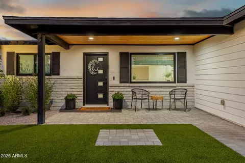 Exterior - 260 E Bruce Ave, Gilbert, AZ 85234 photo 4 of 15