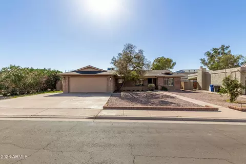 2435 E Kenwood Cir, Mesa, AZ 85213