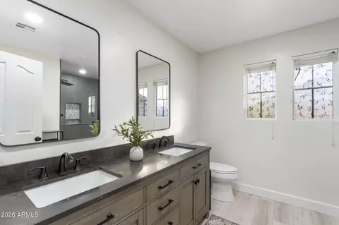 Bath - 4178 E Sheffield Ave, Gilbert, AZ 85296 photo 2 of 3