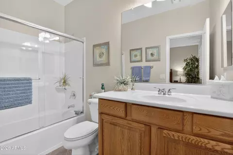 Bath - 838 E Stottler Dr, Gilbert, AZ 85296 photo 1 of 3