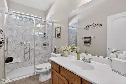 Bath - 838 E Stottler Dr, Gilbert, AZ 85296 photo 2 of 3