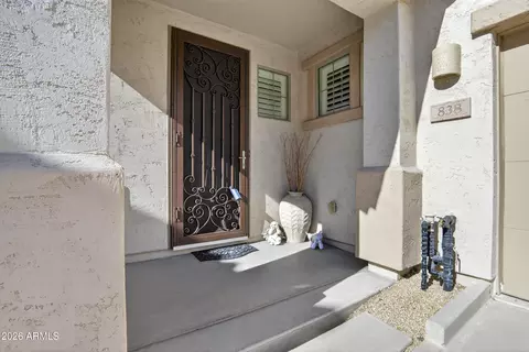 Exterior - 838 E Stottler Dr, Gilbert, AZ 85296 photo 3 of 10