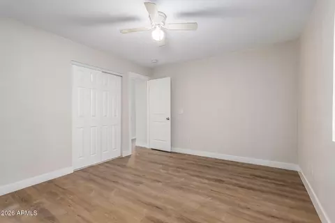 914 S 30th Dr, Phoenix, AZ 85009