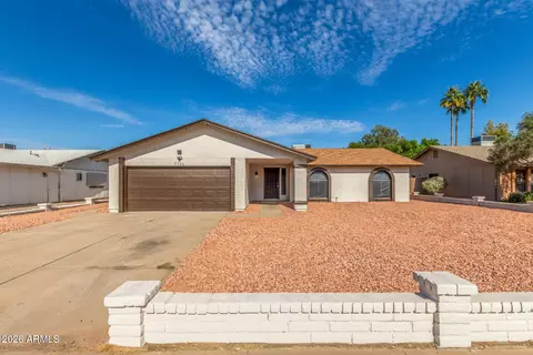 7226 W Sunnyslope Ln, Peoria, AZ 85345